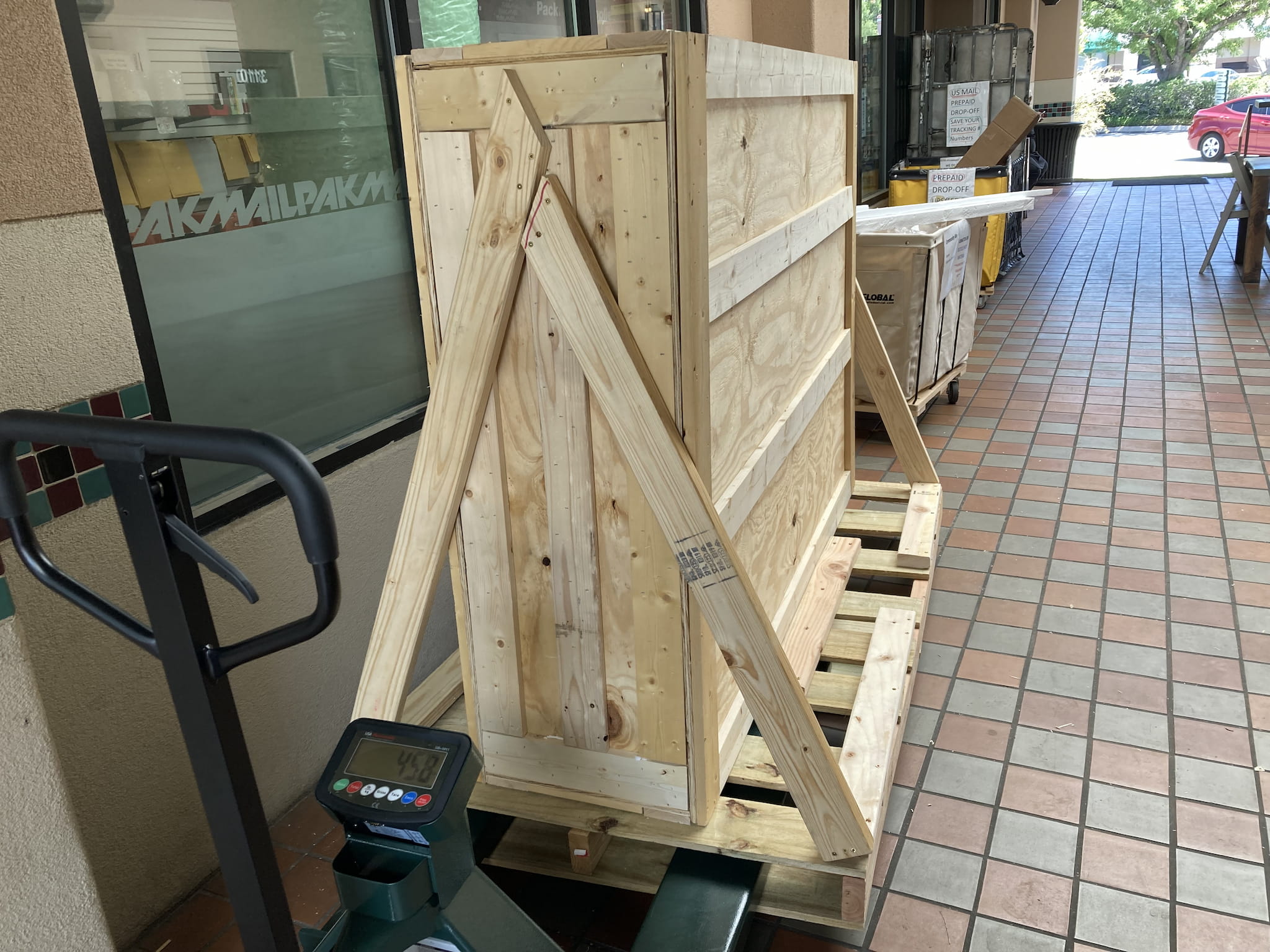 Pool table shipping and crating Austin Texas